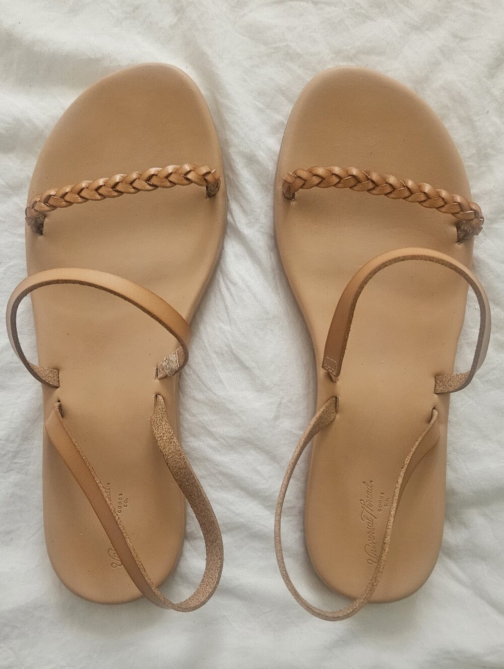 Universal Thread Tan Sandals